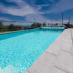- Private Tennis Court, Sauna & Jacuzzi Krasica