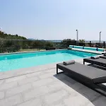 Villa - Private Tennis Court, Sauna & Jacuzzi Krasica (Primorje-Gorski Kotar)