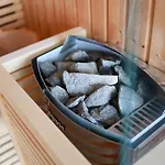 - Private Tennis Court, Sauna & Jacuzzi * Krasica