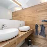 - Private Tennis Court, Sauna & Jacuzzi ヴィラ