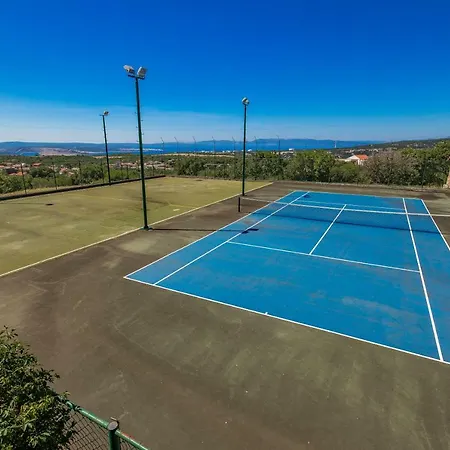 Villa - Private Tennis Court, Sauna & Jacuzzi