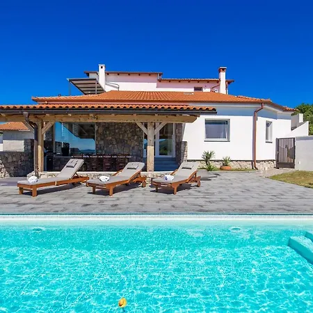 Villa - Private Tennis Court, Sauna & Jacuzzi