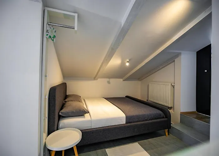 - Private Tennis Court, Sauna & Jacuzzi * Krasica (Primorje-Gorski Kotar)