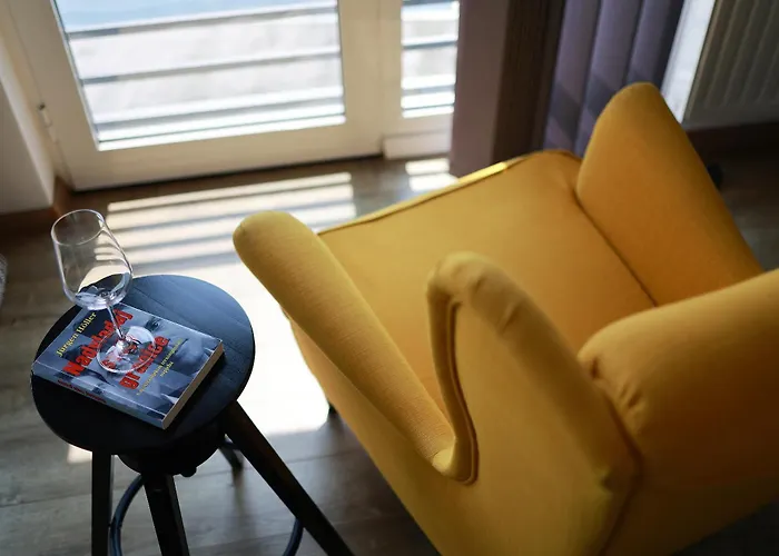 - Private Tennis Court, Sauna & Jacuzzi *