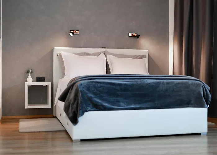 - Private Tennis Court, Sauna & Jacuzzi Villa Krasica (Primorje-Gorski Kotar)