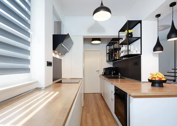 - Private Tennis Court, Sauna & Jacuzzi Villa Krasica (Primorje-Gorski Kotar)