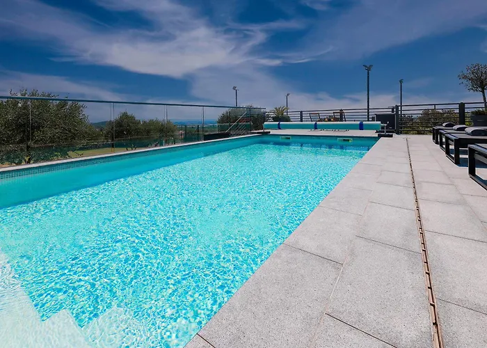 - Private Tennis Court, Sauna & Jacuzzi Krasica (Primorje-Gorski Kotar)