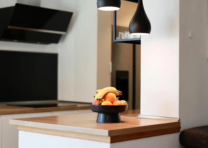 - Private Tennis Court, Sauna & Jacuzzi Villa