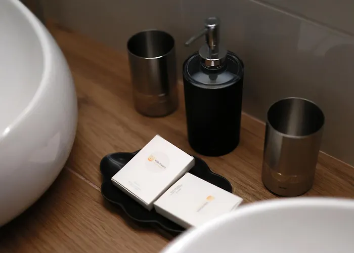 Villa - Private Tennis Court, Sauna & Jacuzzi *