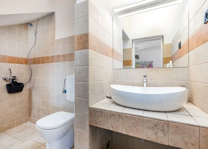 Vila - Private Tennis Court, Sauna & Jacuzzi *